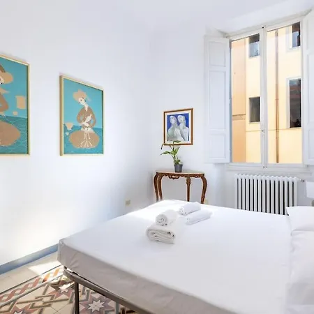 Apartamento Academia Of Davide Spacious